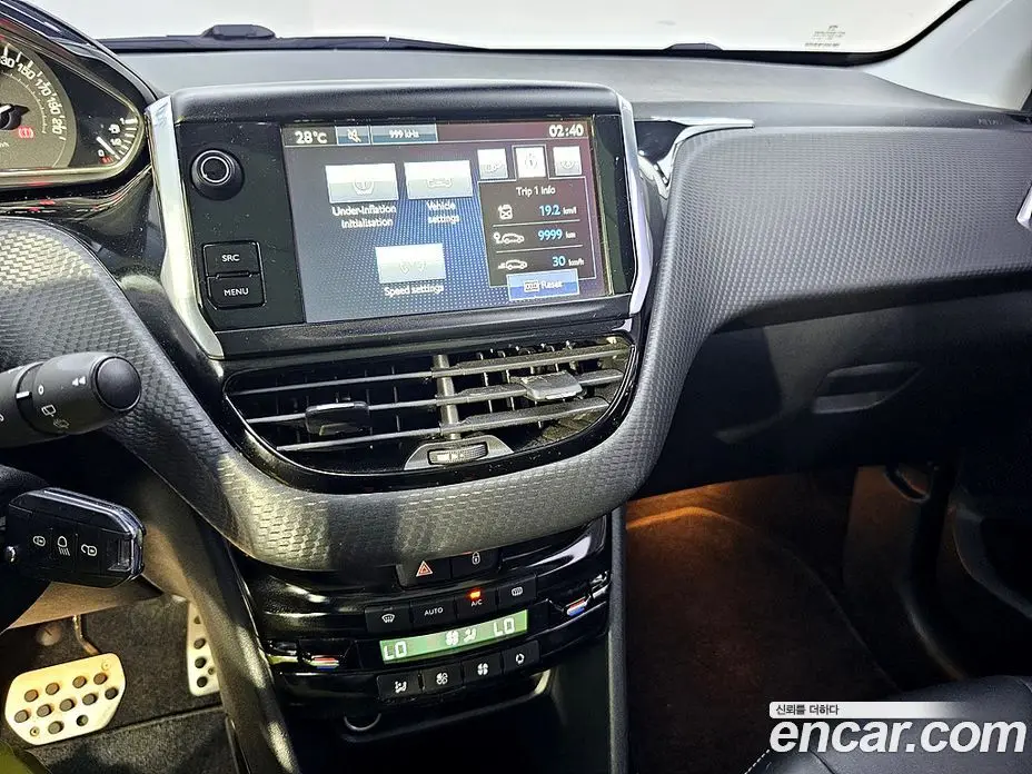 Peugeot 2008 2017 1.6 автомат (гидро), фото 14 Peugeot 2008 2017 1.6 автомат (гидро), фото 14