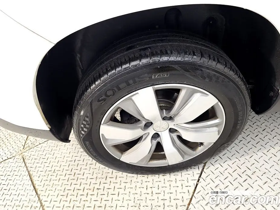 Peugeot 2008 2017 1.6 автомат (гидро), фото 20 Peugeot 2008 2017 1.6 автомат (гидро), фото 20