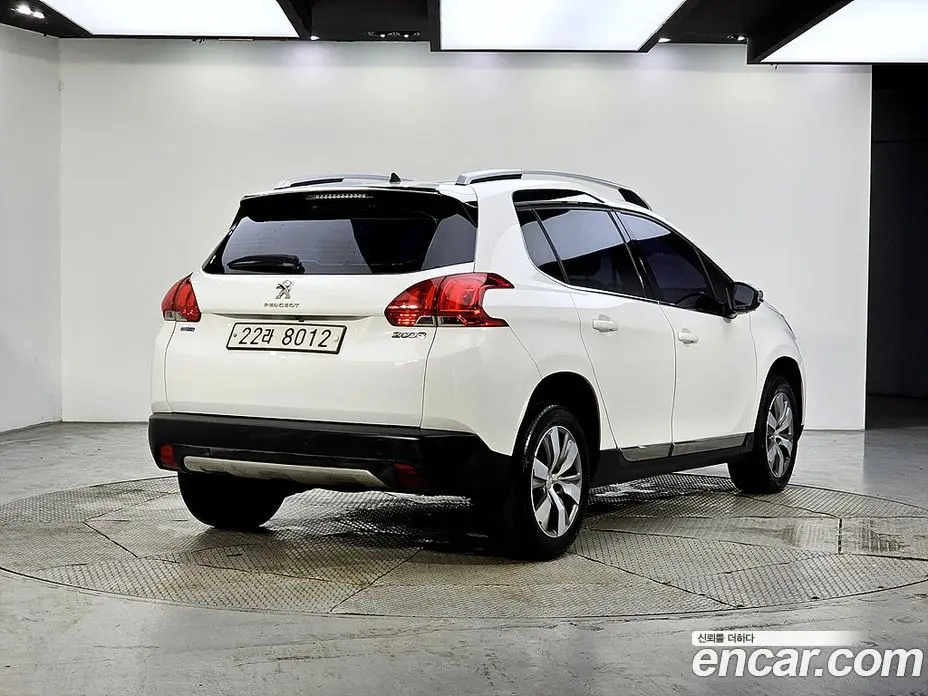 Peugeot 2008 2017 1.6 автомат (гидро), фото 4 Peugeot 2008 2017 1.6 автомат (гидро), фото 4