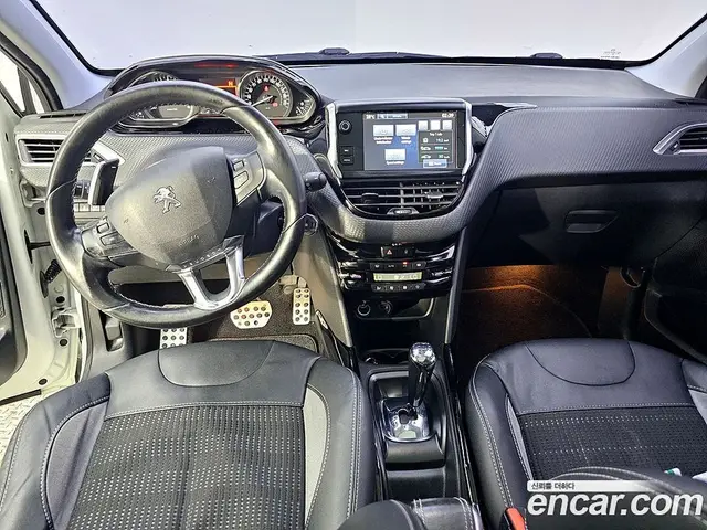 Peugeot 2008 2017 1.6 автомат (гидро), миниатюра 5 Peugeot 2008 2017 1.6 автомат (гидро), миниатюра 5