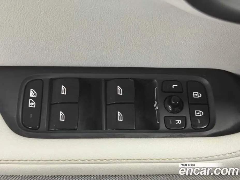 Polestar Polestar 2 2022 автомат (гидро), фото 15 Polestar Polestar 2 2022 автомат (гидро), фото 15