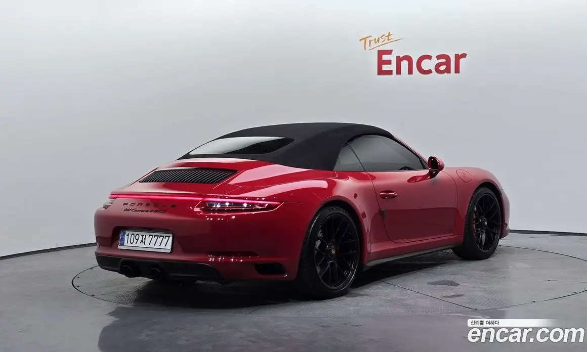 Porsche 911 2017 3.0 автомат (гидро), фото 1 Porsche 911 2017 3.0 автомат (гидро), фото 1