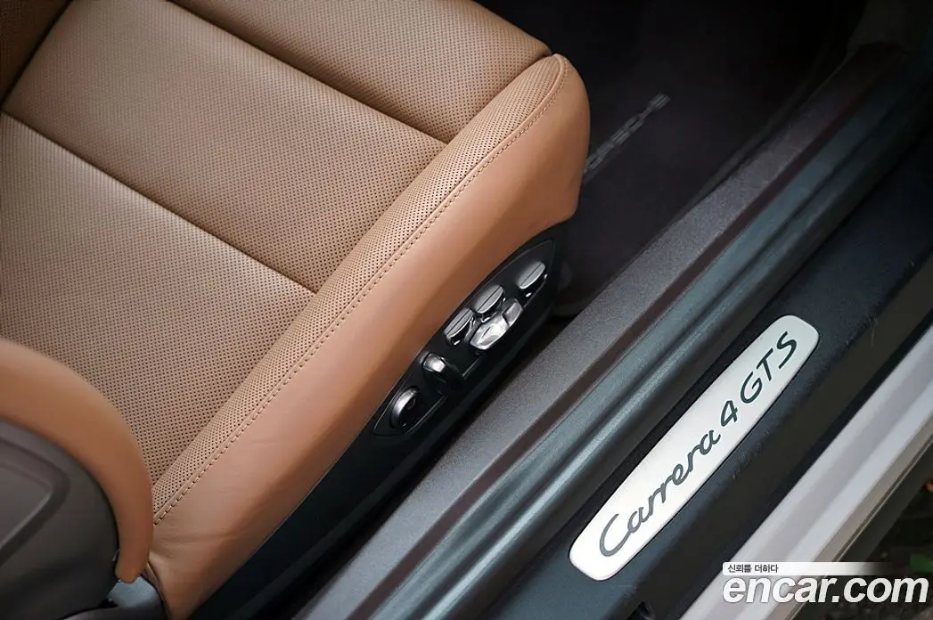 Porsche 911 2018 3.0 автомат (гидро), фото 13 Porsche 911 2018 3.0 автомат (гидро), фото 13