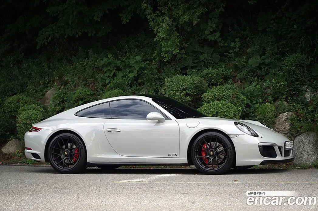 Porsche 911 2018 3.0 автомат (гидро), фото 3 Porsche 911 2018 3.0 автомат (гидро), фото 3