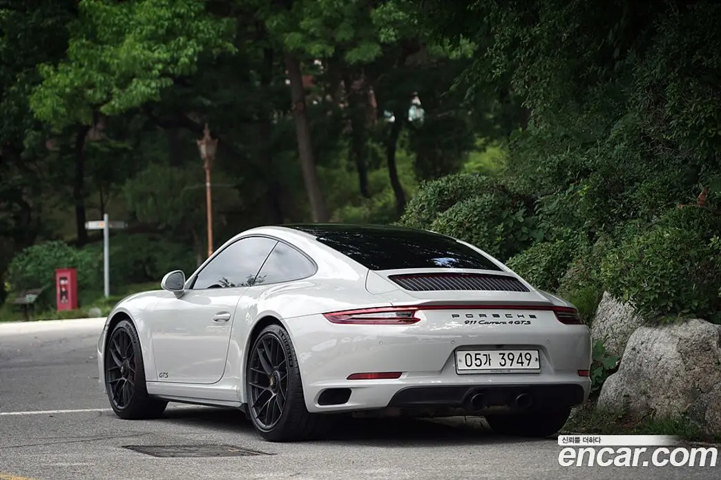 Porsche 911 2018 3.0 автомат (гидро), фото 5 Porsche 911 2018 3.0 автомат (гидро), фото 5