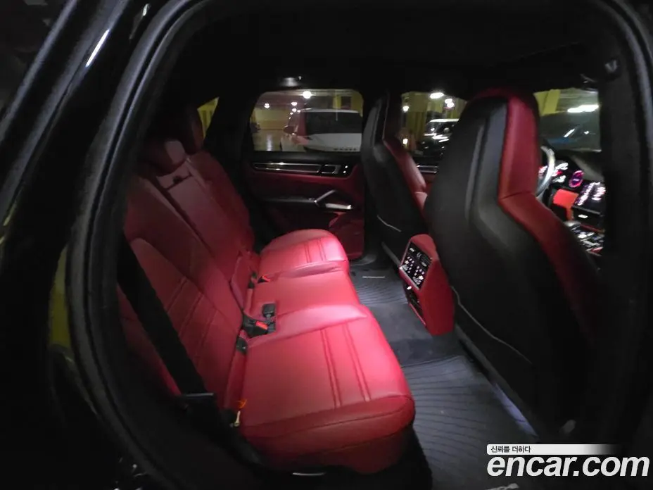 Porsche Cayenne 2021 4.0 автомат (гидро), фото 5 Porsche Cayenne 2021 4.0 автомат (гидро), фото 5