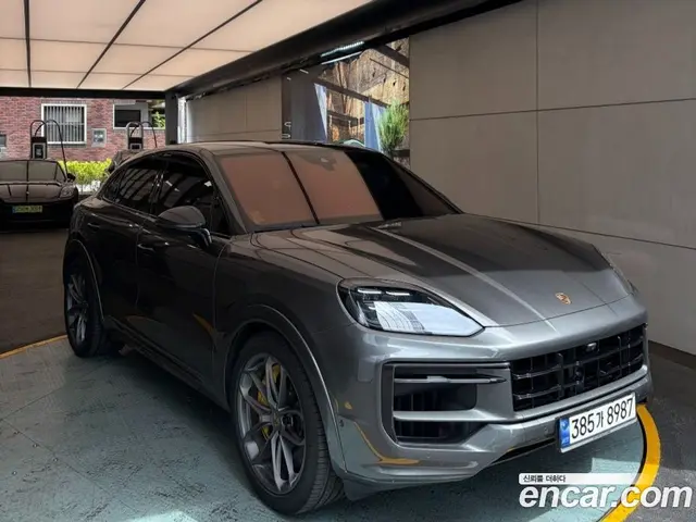 Porsche Cayenne 2024 4.0 автомат (гидро), миниатюра 1 Porsche Cayenne 2024 4.0 автомат (гидро), миниатюра 1
