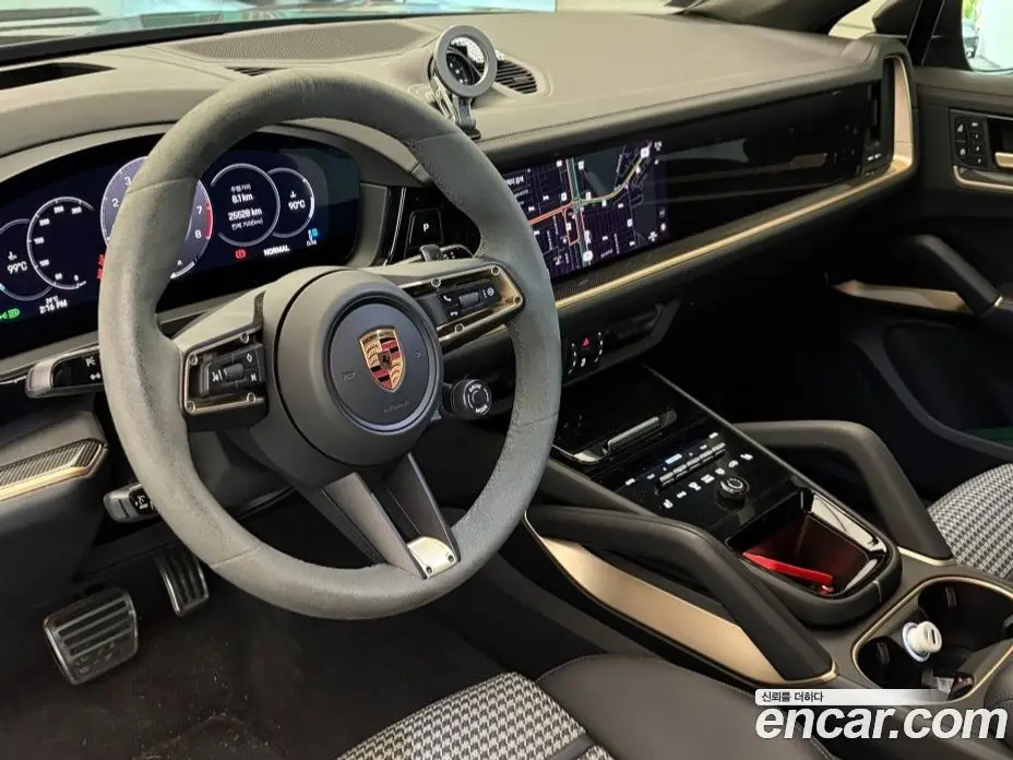 Porsche Cayenne 2024 4.0 автомат (гидро), фото 7 Porsche Cayenne 2024 4.0 автомат (гидро), фото 7