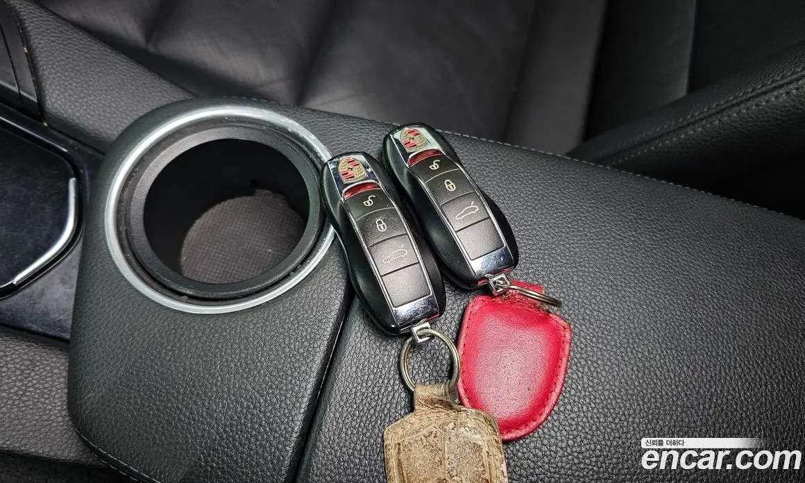 Porsche Panamera 2012 3.0 автомат (гидро), фото 17 Porsche Panamera 2012 3.0 автомат (гидро), фото 17