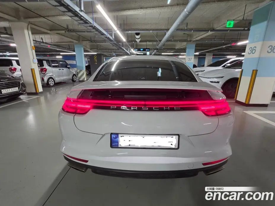Porsche Panamera 2018 3.0 автомат (гидро), фото 2 Porsche Panamera 2018 3.0 автомат (гидро), фото 2