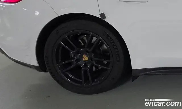 Porsche Panamera 2018 3.0 автомат (гидро), миниатюра 5 Porsche Panamera 2018 3.0 автомат (гидро), миниатюра 5