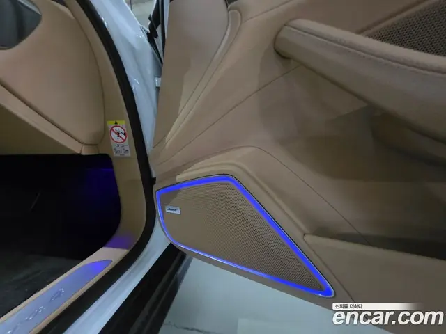 Porsche Panamera 2018 3.0 автомат (гидро), миниатюра 7 Porsche Panamera 2018 3.0 автомат (гидро), миниатюра 7