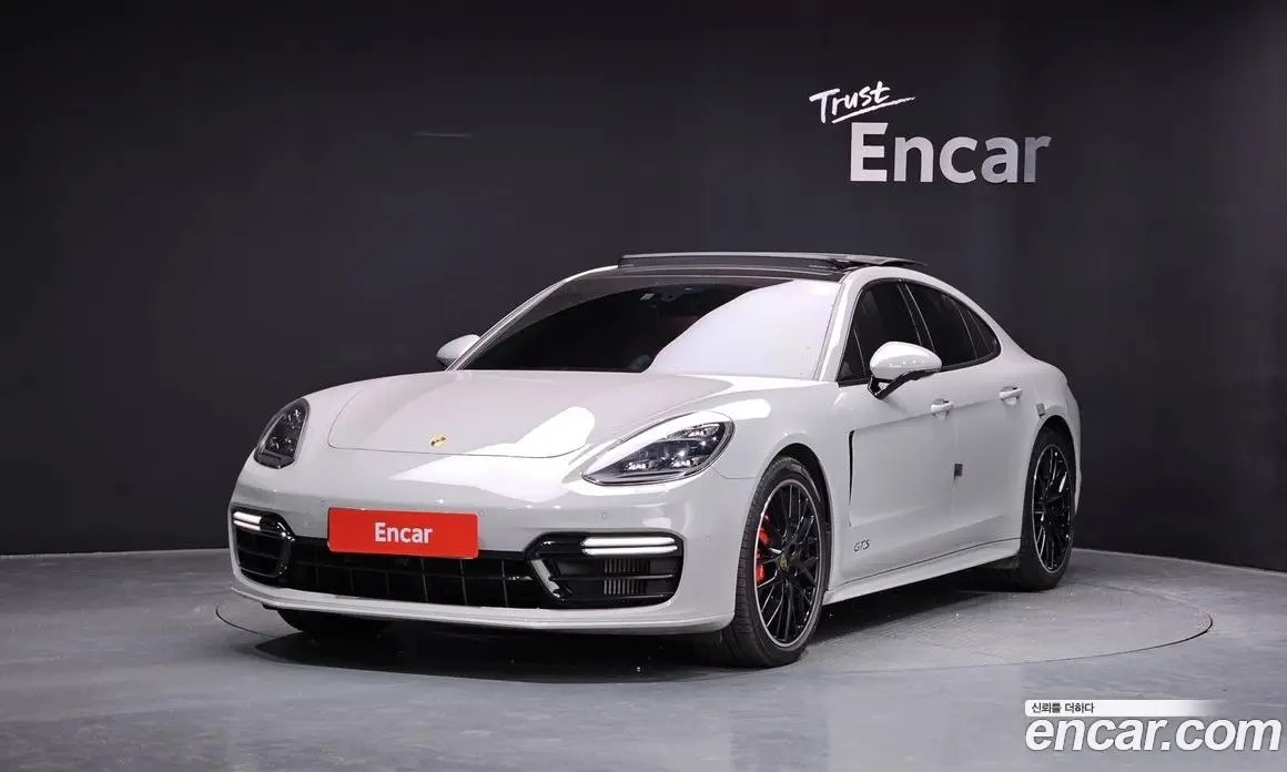 Porsche Panamera 2020 4.0 автомат (гидро), фото 1 Porsche Panamera 2020 4.0 автомат (гидро), фото 1