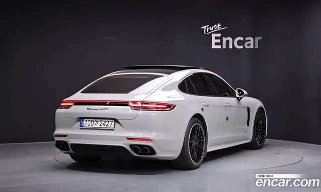 Porsche Panamera 2020 4.0 автомат (гидро), миниатюра 2 Porsche Panamera 2020 4.0 автомат (гидро), миниатюра 2