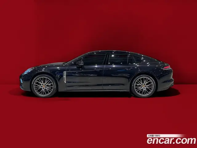 Porsche Panamera, 2022, 36 000 км