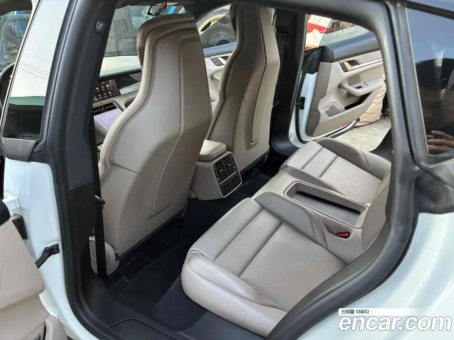 Porsche Taycan 2022 1.0 автомат (гидро), фото 10 Porsche Taycan 2022 1.0 автомат (гидро), фото 10