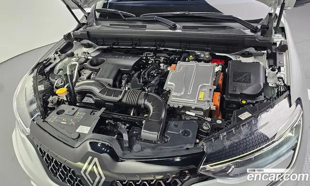 Renault (Samsung) Arkana 2024 1.6 автомат (гидро), миниатюра 5 Renault (Samsung) Arkana 2024 1.6 автомат (гидро), миниатюра 5