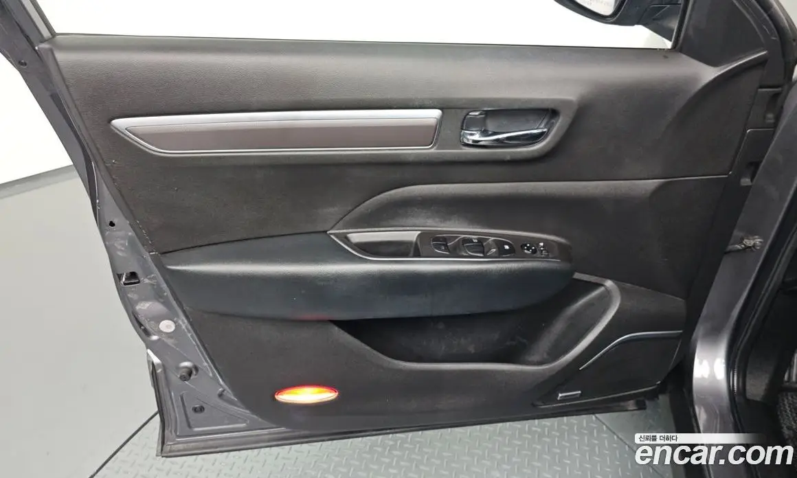 Renault (Samsung) QM6 2016 2.0 автомат (гидро), фото 13 Renault (Samsung) QM6 2016 2.0 автомат (гидро), фото 13