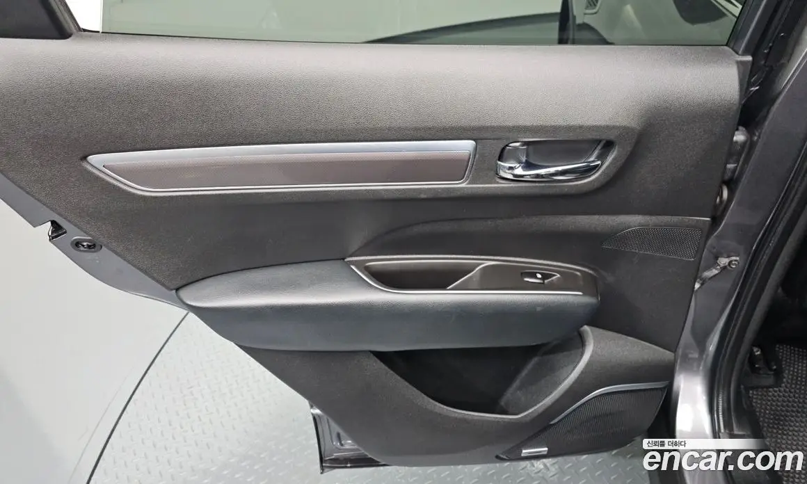 Renault (Samsung) QM6 2016 2.0 автомат (гидро), фото 14 Renault (Samsung) QM6 2016 2.0 автомат (гидро), фото 14