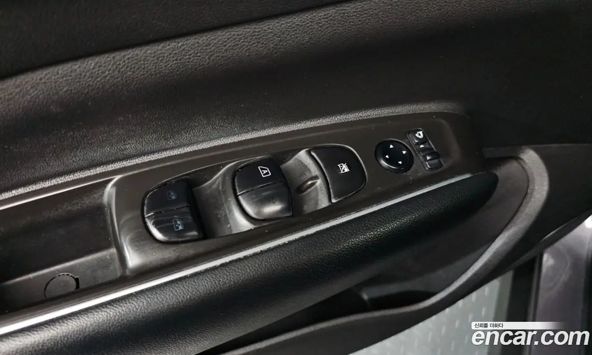 Renault (Samsung) QM6 2016 2.0 автомат (гидро), фото 33 Renault (Samsung) QM6 2016 2.0 автомат (гидро), фото 33