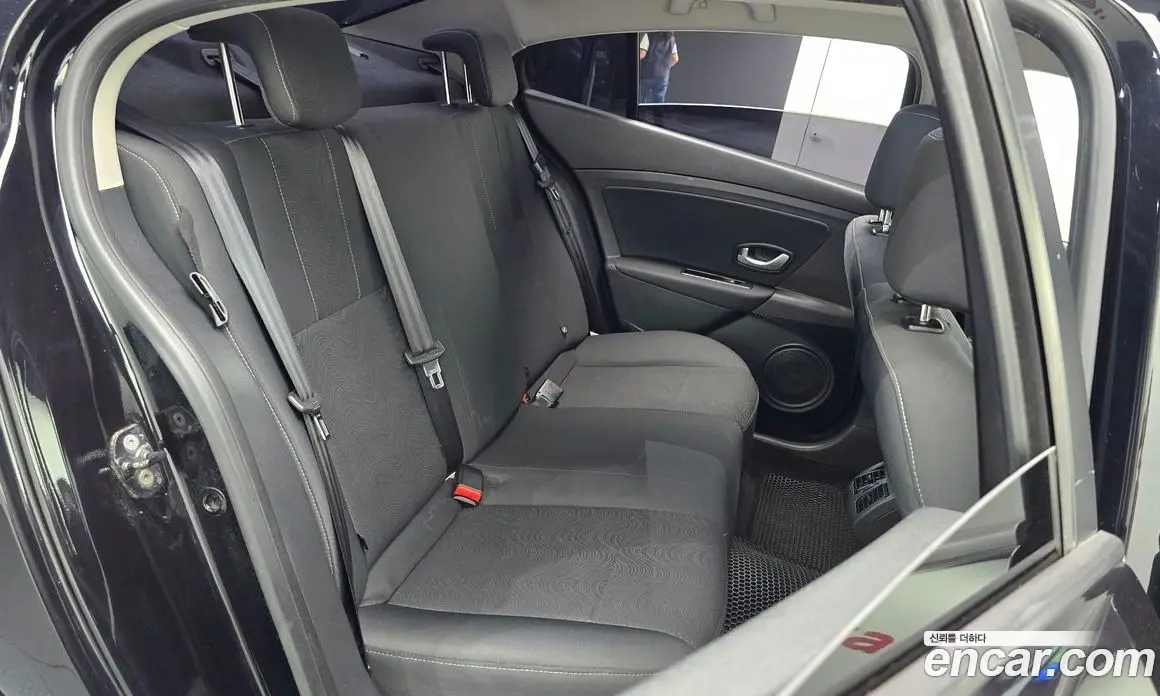 Renault (Samsung) SM3 2013 1.6 автомат (гидро), фото 12 Renault (Samsung) SM3 2013 1.6 автомат (гидро), фото 12