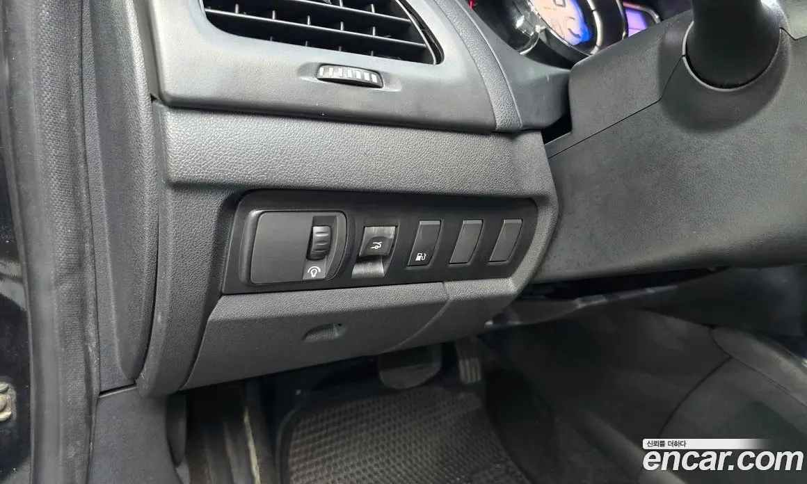 Renault (Samsung) SM3 2013 1.6 автомат (гидро), фото 19 Renault (Samsung) SM3 2013 1.6 автомат (гидро), фото 19