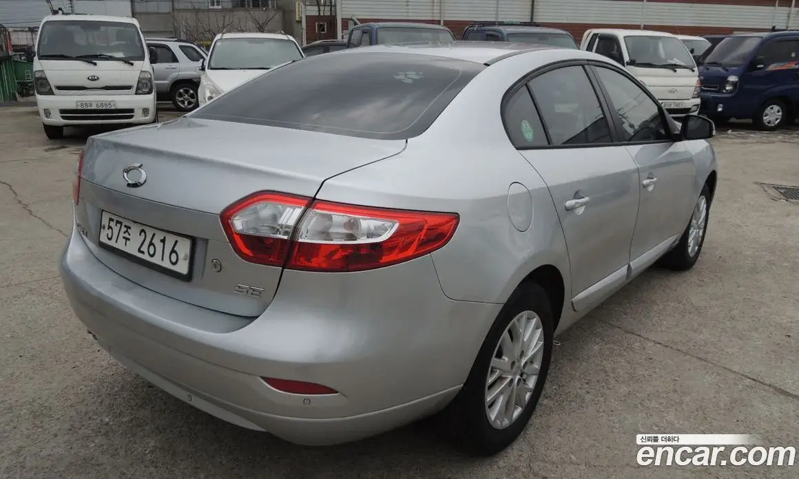 Renault (Samsung) SM3 2014 1.6 автомат (гидро), фото 4 Renault (Samsung) SM3 2014 1.6 автомат (гидро), фото 4