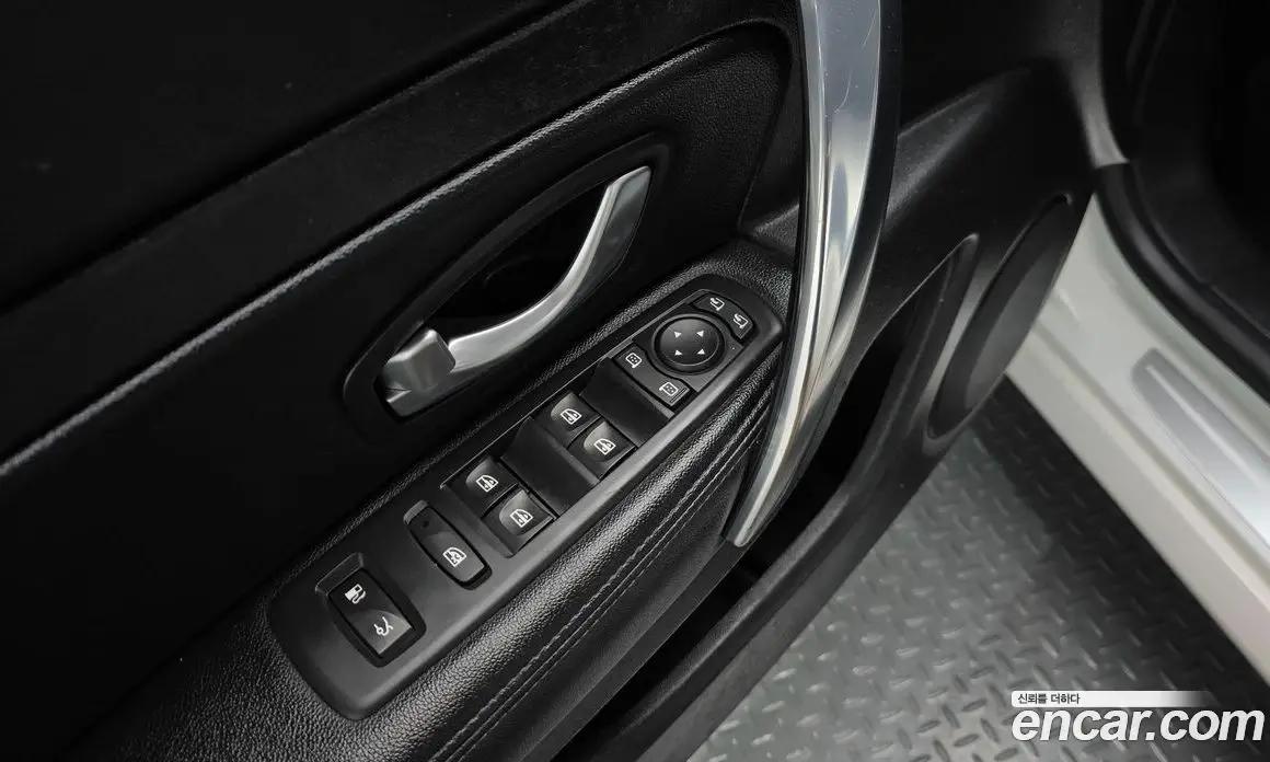 Renault (Samsung) SM5 2010 2.0 автомат (гидро), фото 15 Renault (Samsung) SM5 2010 2.0 автомат (гидро), фото 15