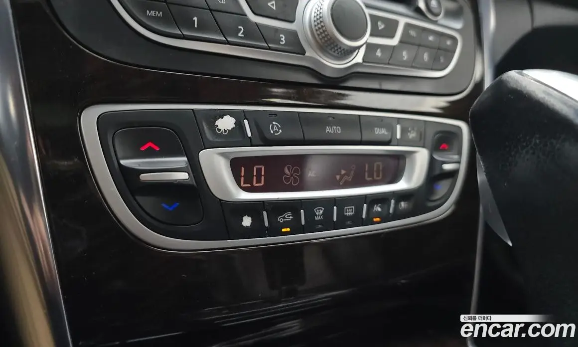 Renault (Samsung) SM5 2010 2.0 автомат (гидро), фото 17 Renault (Samsung) SM5 2010 2.0 автомат (гидро), фото 17