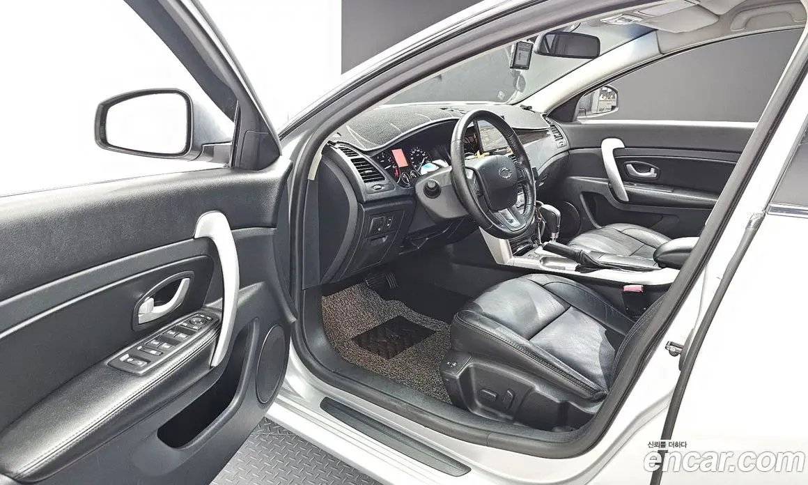 Renault (Samsung) SM5 2012 2.0 автомат (гидро), фото 10 Renault (Samsung) SM5 2012 2.0 автомат (гидро), фото 10