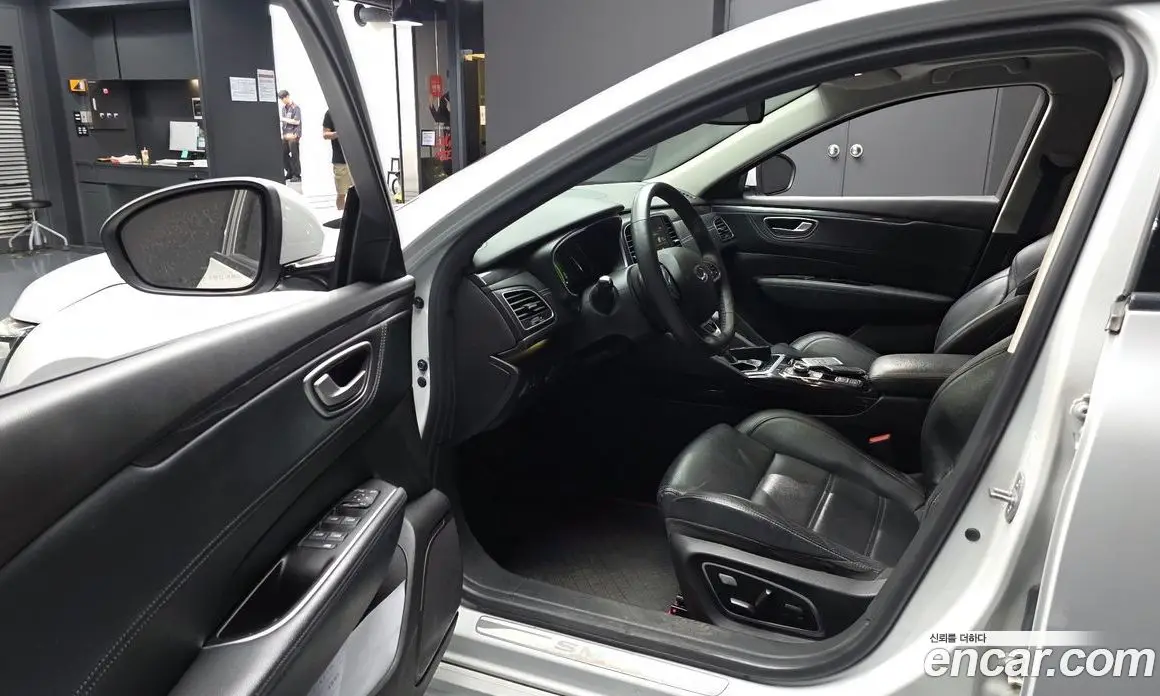 Renault (Samsung) SM6 2016 1.6 автомат (гидро), фото 13 Renault (Samsung) SM6 2016 1.6 автомат (гидро), фото 13