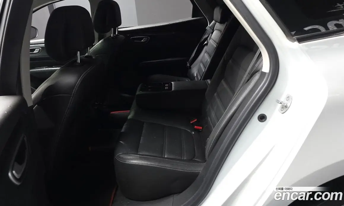 Renault (Samsung) SM6 2016 1.6 автомат (гидро), фото 18 Renault (Samsung) SM6 2016 1.6 автомат (гидро), фото 18