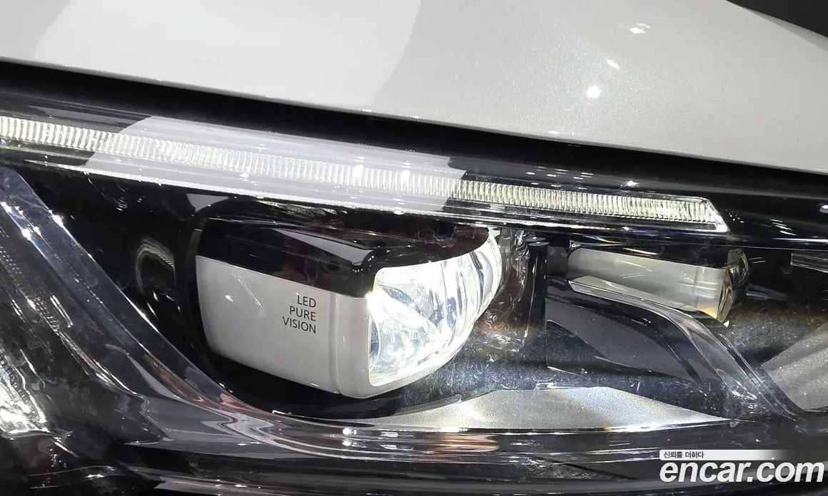 Renault (Samsung) SM6 2016 1.6 автомат (гидро), фото 27 Renault (Samsung) SM6 2016 1.6 автомат (гидро), фото 27