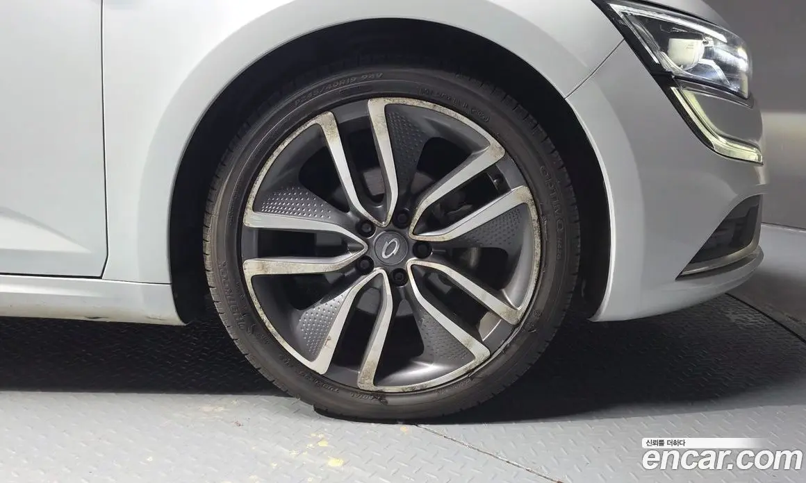 Renault (Samsung) SM6 2016 1.6 автомат (гидро), фото 7 Renault (Samsung) SM6 2016 1.6 автомат (гидро), фото 7