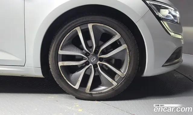 Renault (Samsung) SM6 2016 1.6 автомат (гидро), миниатюра 7 Renault (Samsung) SM6 2016 1.6 автомат (гидро), миниатюра 7