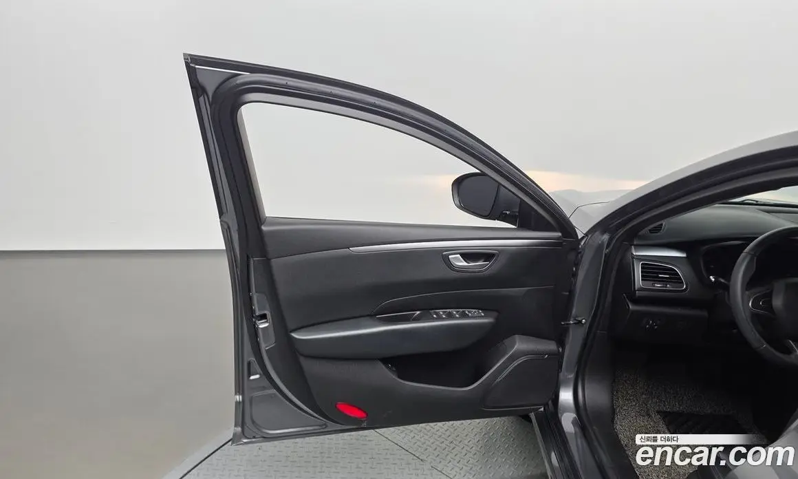 Renault (Samsung) SM6 2018 2.0 автомат (гидро), фото 14 Renault (Samsung) SM6 2018 2.0 автомат (гидро), фото 14