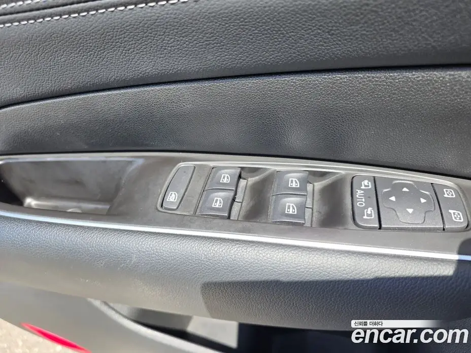 Renault (Samsung) SM6 2023 1.3 автомат (гидро), фото 6 Renault (Samsung) SM6 2023 1.3 автомат (гидро), фото 6