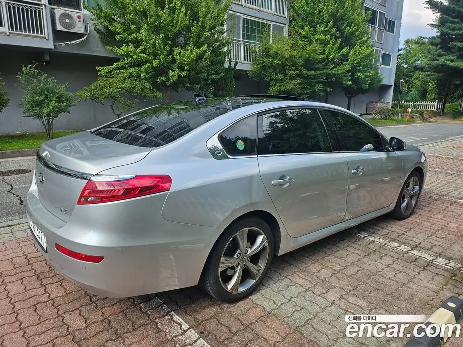 Renault (Samsung) SM7 2011 2.5 автомат (гидро), фото 7 Renault (Samsung) SM7 2011 2.5 автомат (гидро), фото 7