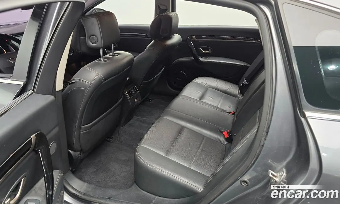 Renault (Samsung) SM7 2015 2.5 автомат (гидро), фото 18 Renault (Samsung) SM7 2015 2.5 автомат (гидро), фото 18
