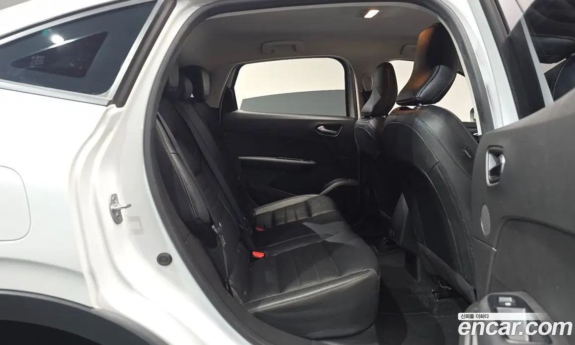 Renault (Samsung) XM3 2022 1.6 автомат (гидро), фото 17 Renault (Samsung) XM3 2022 1.6 автомат (гидро), фото 17