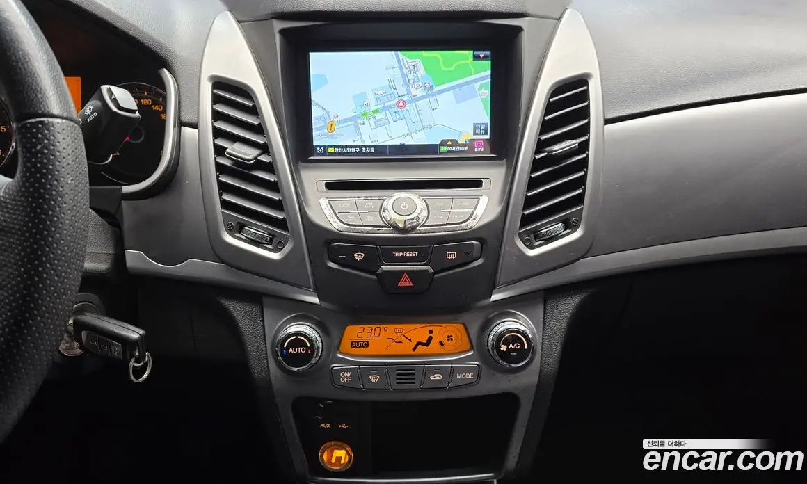 SsangYong Korando 2014 2.0 механика, фото 18 SsangYong Korando 2014 2.0 механика, фото 18