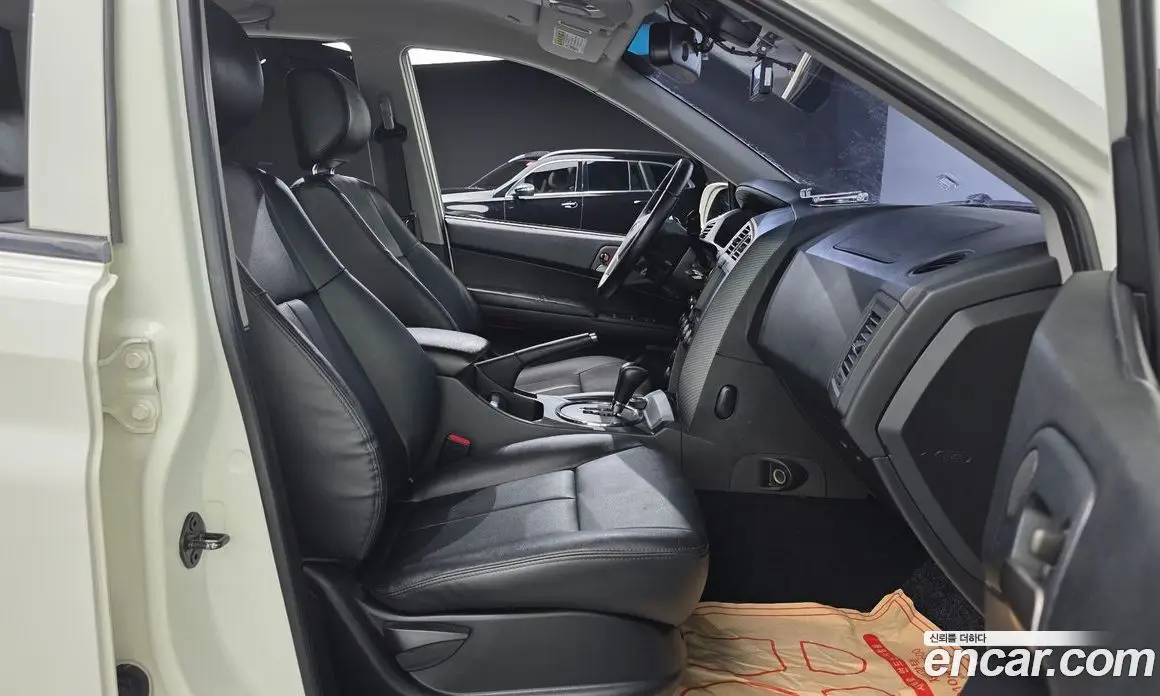 SsangYong Korando 2015 2.0 автомат (гидро), фото 13 SsangYong Korando 2015 2.0 автомат (гидро), фото 13