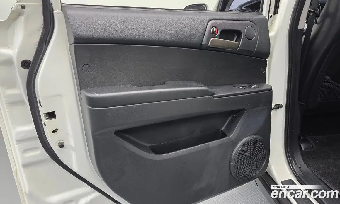 SsangYong Korando 2015 2.0 автомат (гидро), фото 15 SsangYong Korando 2015 2.0 автомат (гидро), фото 15