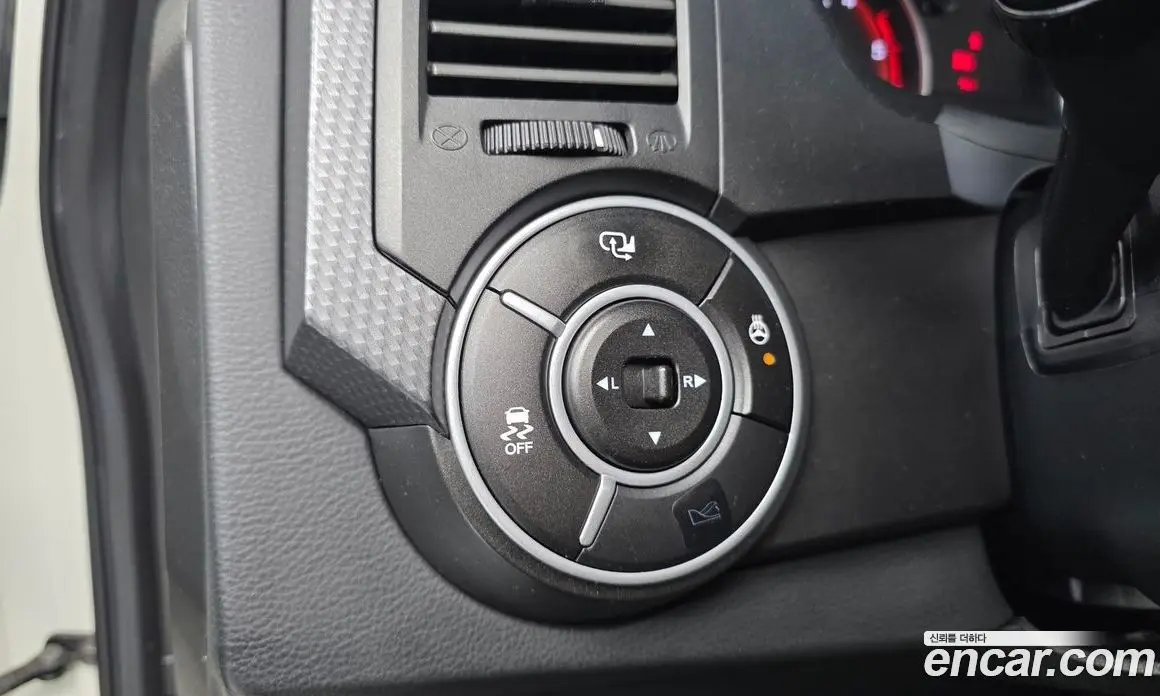 SsangYong Korando 2015 2.0 автомат (гидро), фото 18 SsangYong Korando 2015 2.0 автомат (гидро), фото 18