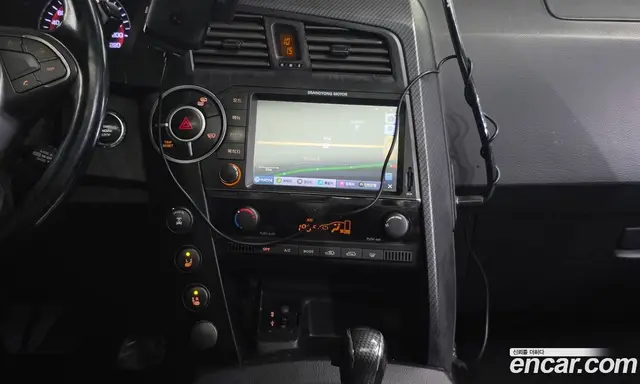 SsangYong Korando 2015 2.0 автомат (гидро), миниатюра 12