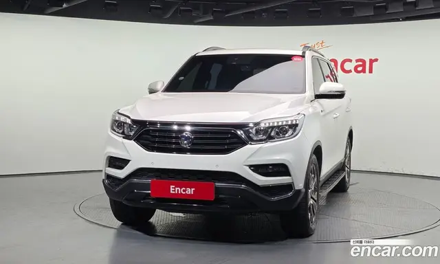 SsangYong Rexton 2017 2.2 автомат (гидро), миниатюра 3 SsangYong Rexton 2017 2.2 автомат (гидро), миниатюра 3