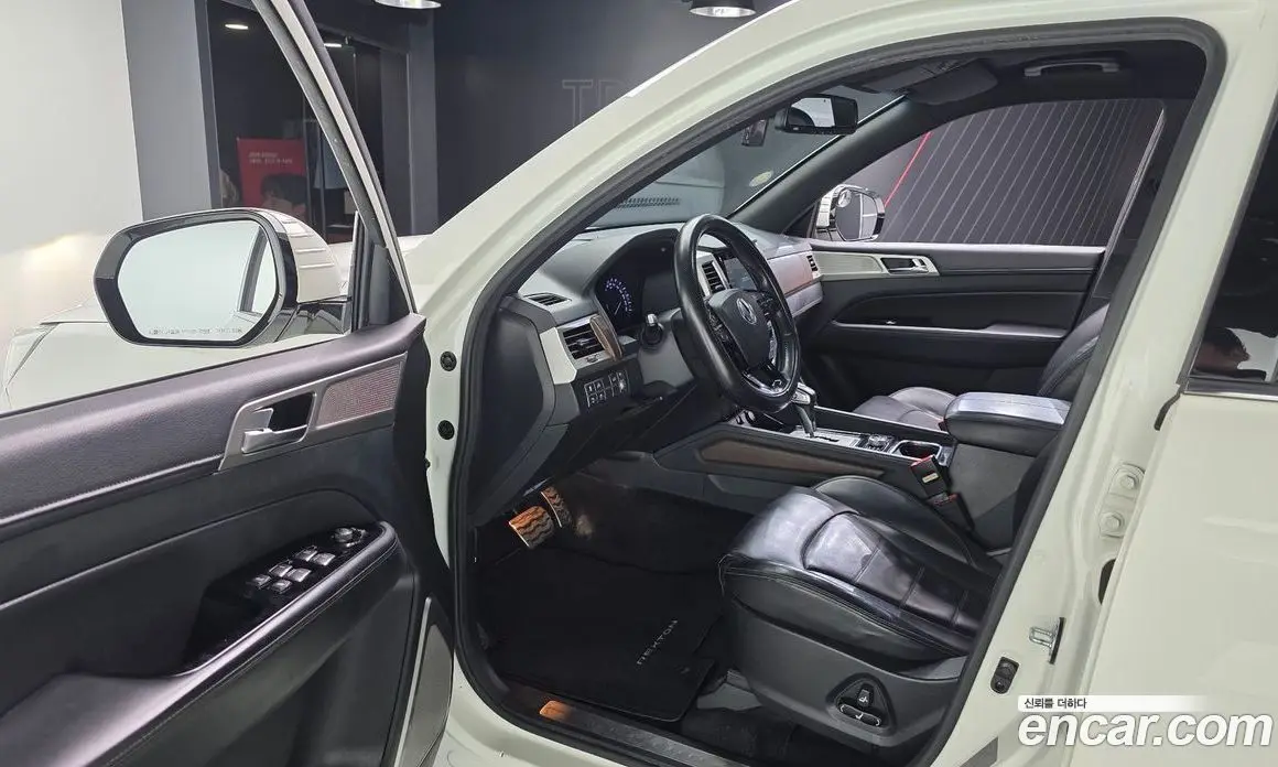 SsangYong Rexton 2017 2.2 автомат (гидро), фото 10 SsangYong Rexton 2017 2.2 автомат (гидро), фото 10
