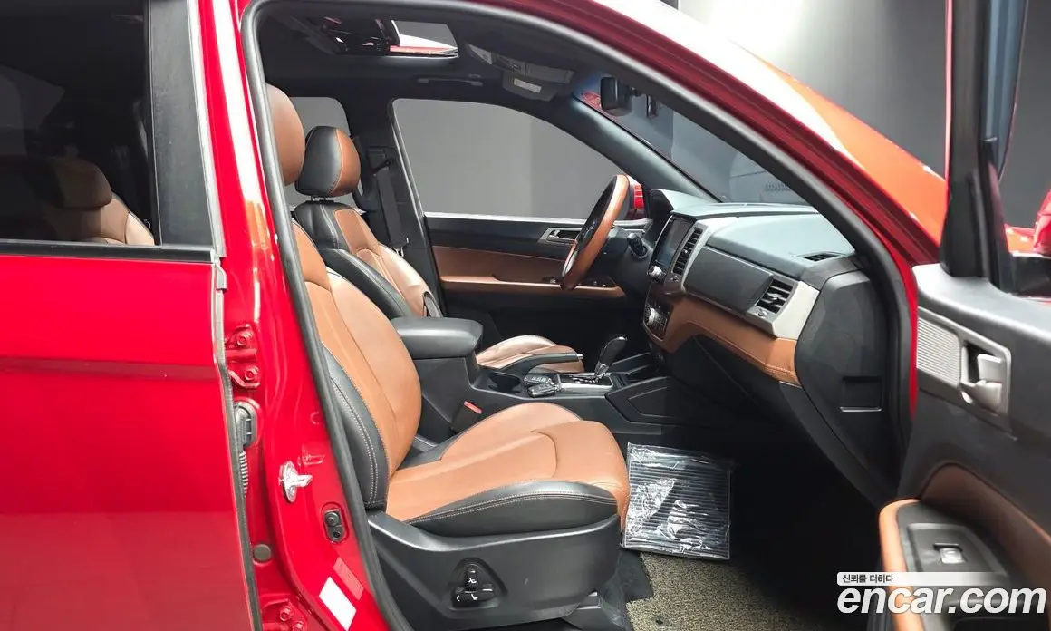 SsangYong Rexton 2018 2.2 автомат (гидро), фото 16 SsangYong Rexton 2018 2.2 автомат (гидро), фото 16