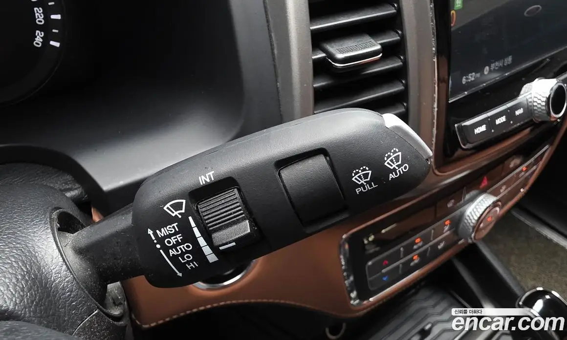 SsangYong Rexton 2018 2.2 автомат (гидро), фото 27 SsangYong Rexton 2018 2.2 автомат (гидро), фото 27
