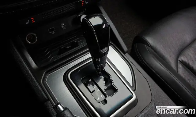 SsangYong Rexton 2018 2.2 автомат (гидро), миниатюра 9 SsangYong Rexton 2018 2.2 автомат (гидро), миниатюра 9